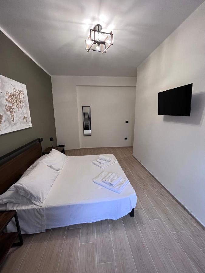 Medusa Duomo Guest House Наполи Екстериор снимка