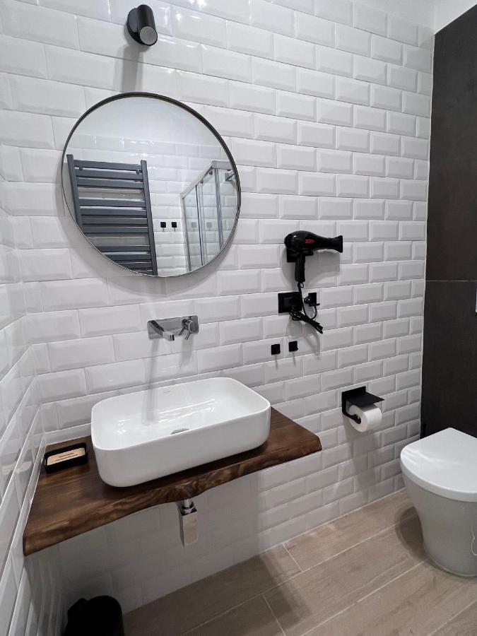 Medusa Duomo Guest House Наполи Екстериор снимка