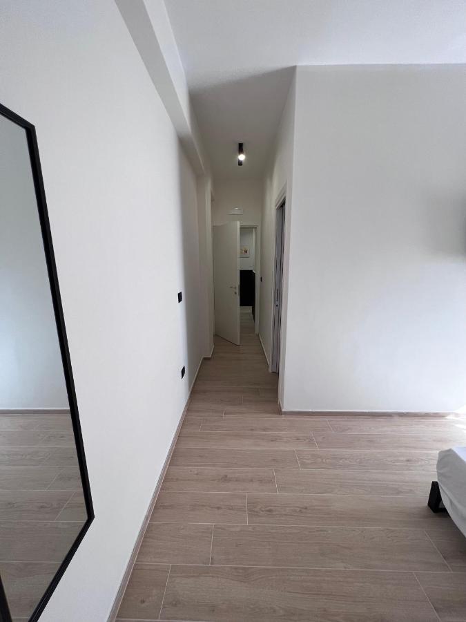 Medusa Duomo Guest House Наполи Екстериор снимка