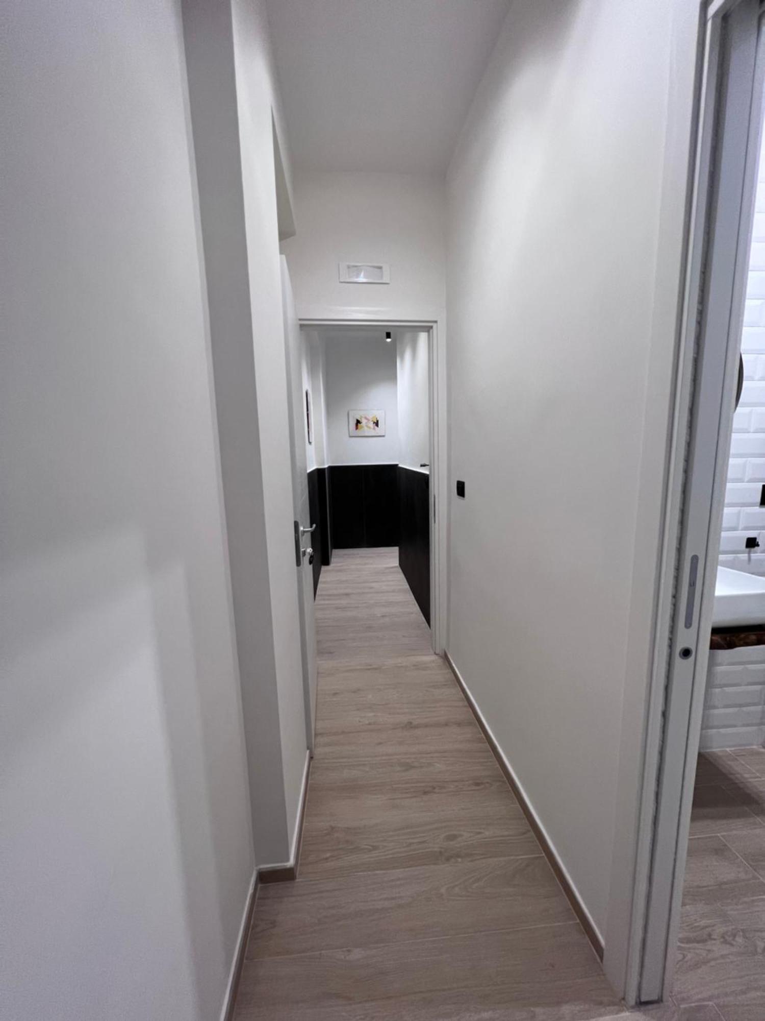 Medusa Duomo Guest House Наполи Екстериор снимка